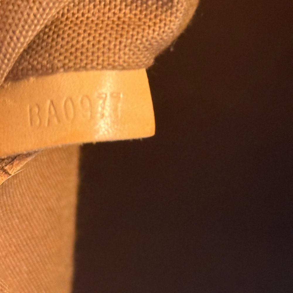 Authentic Louis Vuitton Brown Satchel with Iconic Monogram. - Picture 10 of 16